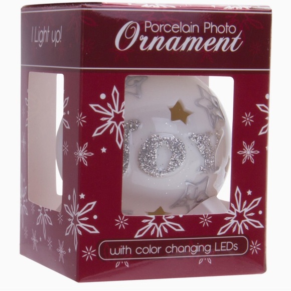 New boxed Light Up Porcelain Photo Ornament (Peace) with Color Changing LEDs - Picture 4 of 6